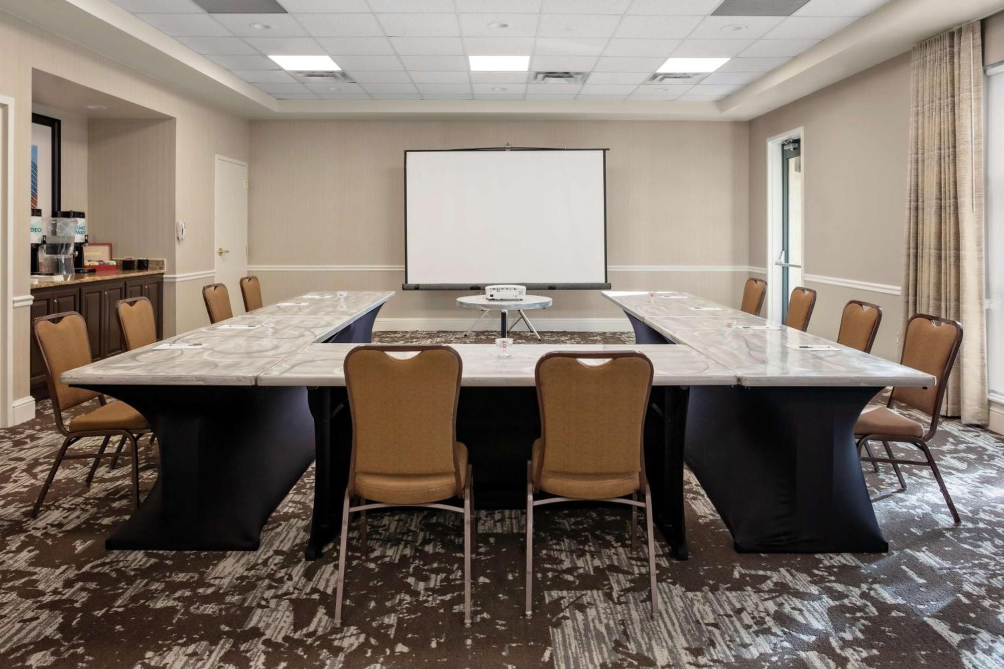 Hilton Garden Inn Atlanta Perimeter Center Dunwoody Buitenkant foto